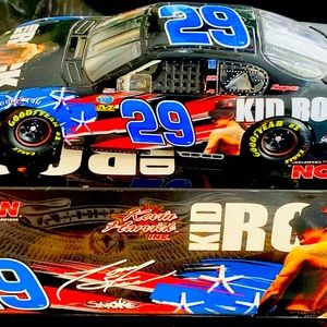 1:24 Action Collectables Limited Edition